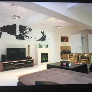 https://beautiful-loft-in-the-center-of-brussels.brusselshotelsbook.com